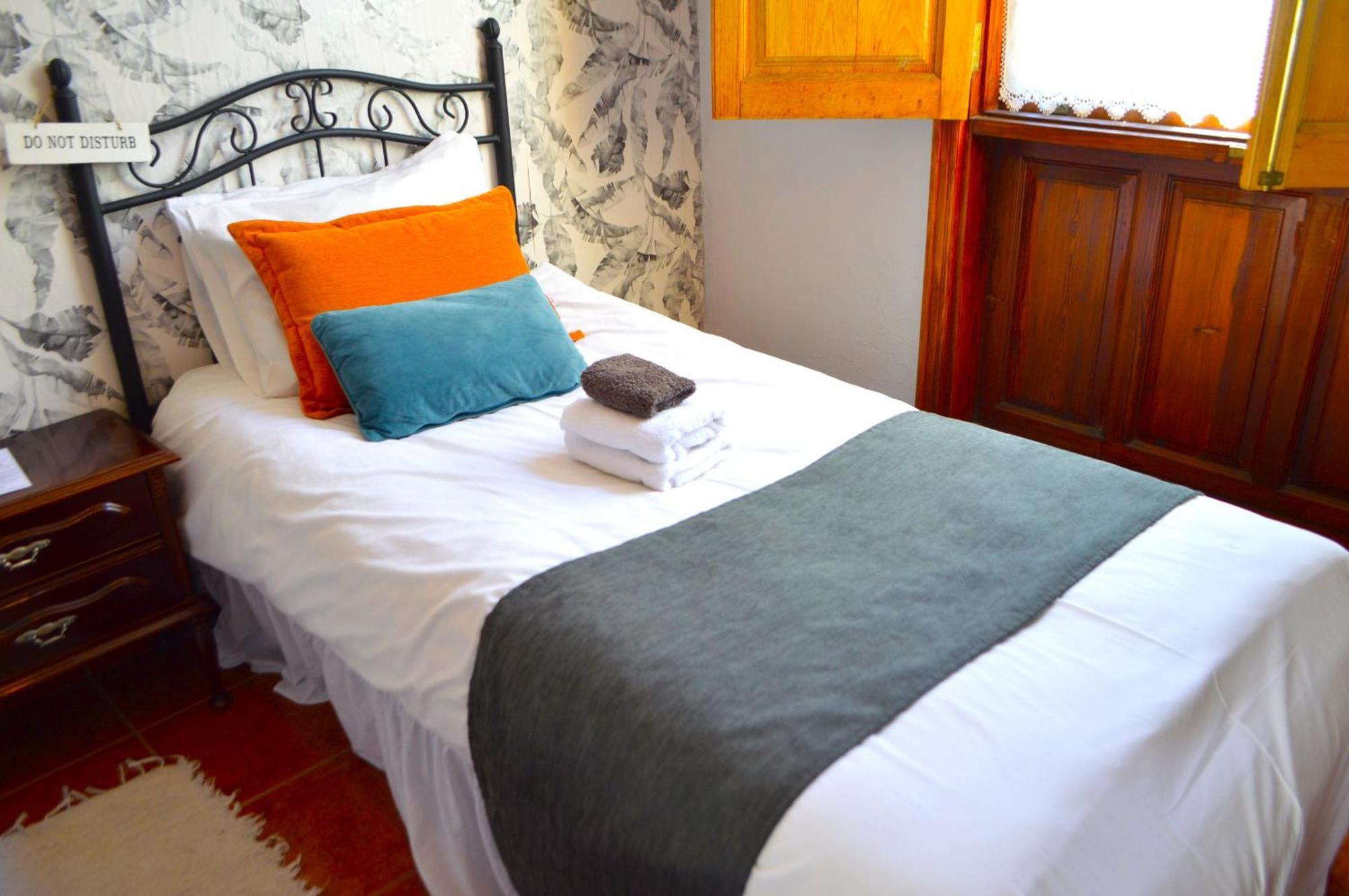 Ziggys Mountain Retreat (Adults Only) Bed & Breakfast Vilaflor Oda fotoğraf